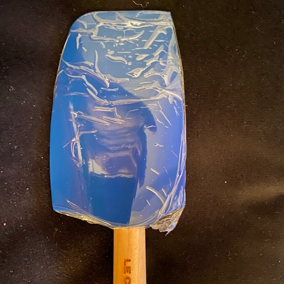 Le Creuset medium sized spatula in Marseille - Picture 2 of 3